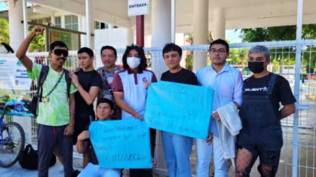 Jóvenes de Cancún piden atención de la Secretaría de Educación de Quintana Roo