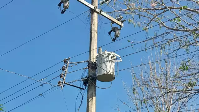 Los apagones de energía dejan en la oscuridad por horas a los vecinos de la colonia Fátima