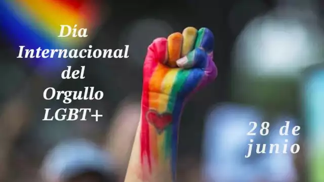 La bandera fue diseñado por el artista y activista Gilbert Baker