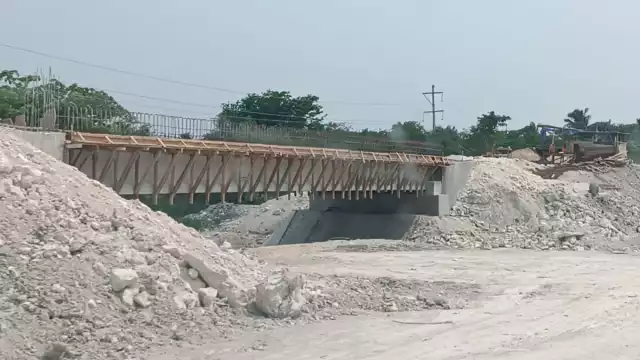 La obra lleva ocho días sin avanzar