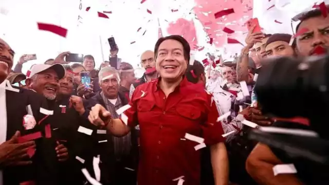 Mario Delgado, presidente nacional de Morena, da a conocer al candidato a la gubernatura de Tabasco, para 2024.