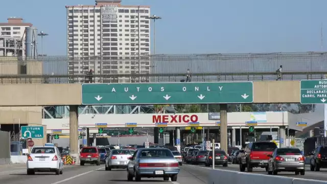Estados Unidos prohíbe viajar a 30 de 32 estados de México
