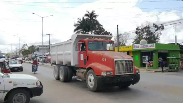 Transportistas del sur de Quintana Roo no participaron en la manifestación nacional por pronta convocatoria
