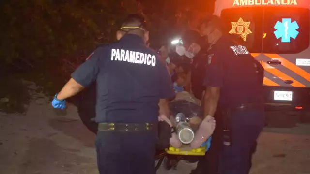 Los gritos del turista al no poder salir del agua alertaron a otros bañistas