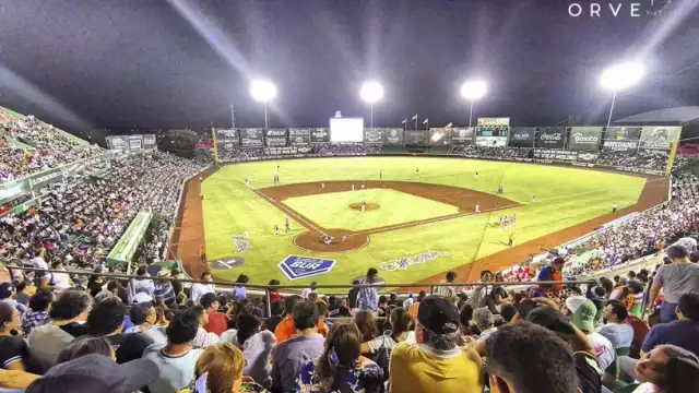 El estadio Kukulcán se encuentra al Oriente de Mérida