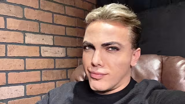 Cristian Castro sorprende con cambio de look