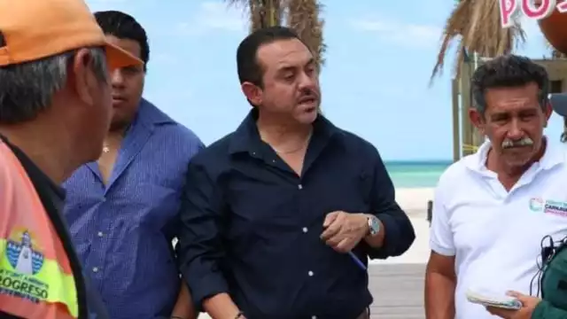 Vecinos señalan que el puesto de Alcalde interino de Progreso le queda grande