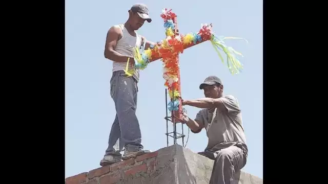 Andrés Manuel López Obrador felicitó en su día a los trabajadores mexicanos de la construcción, a quienes reconoció como los mejores del mundo