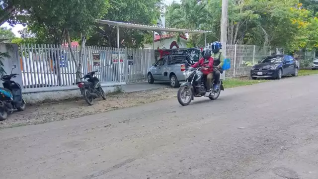 Habitantes de Laguna Guerrero llevan una semana sin energía eléctrica; CFE hace caso omiso al problema