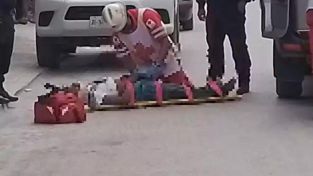 El hombre fue trasladado al IMSS Bienestar