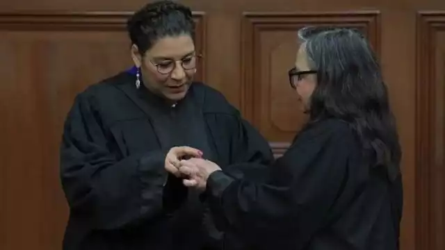 Lenia Batres solicitó su inscripción al ISSSTE y que su sueldo no exceda lo que señala la Constitución