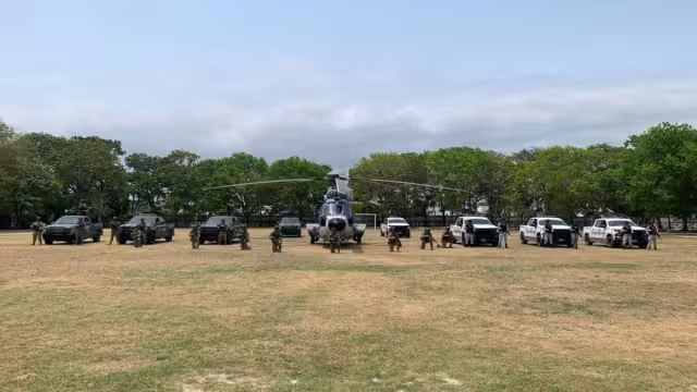 Un helicóptero y diversos vehículos también fueron enviados a Chetumal