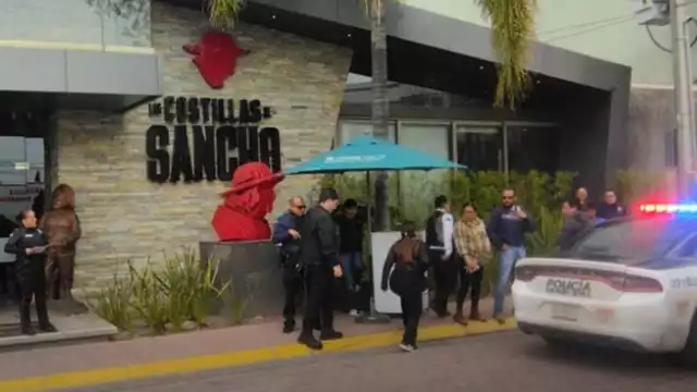 El empresario minero Óscar Octavio Aguilar Vera, de 53 años de edad y originario de Fresnillo, Zacatecas, fue ejecutado en el interior del restaurante “Las Costillas de Sancho”