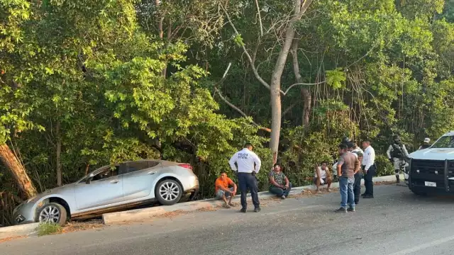 Tres personas resultaron lesionadas durante el accidente