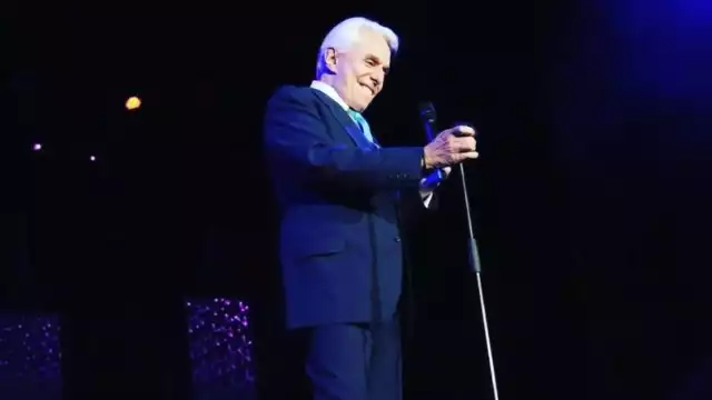 Luego de ser pospuesto, Enrique Guzmán ha cancelado su concierto en Mérida de forma definitiva