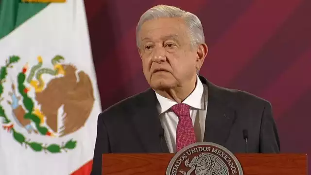 Andrés Manuel López Obrador encabeza este miércoles 22  de noviembre, la conferencia mañanera desde Palacio Nacional.