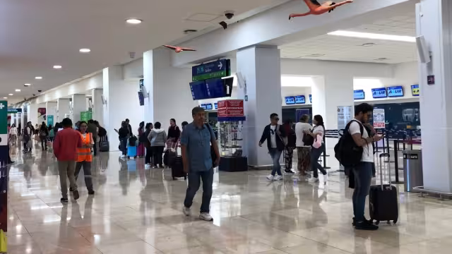 El primer vuelo en despegar este jueves fue de Aeroméxico con rumbo a la CDMX