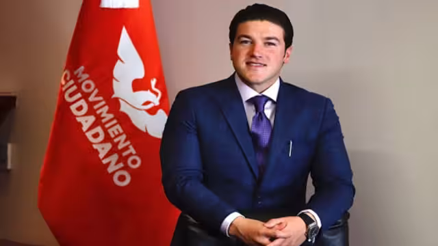 Samuel García se registró este domingo como precandidato presidencial