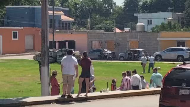 Muchas personas visitaron el poblado, solo para ver, el eclipse lunar