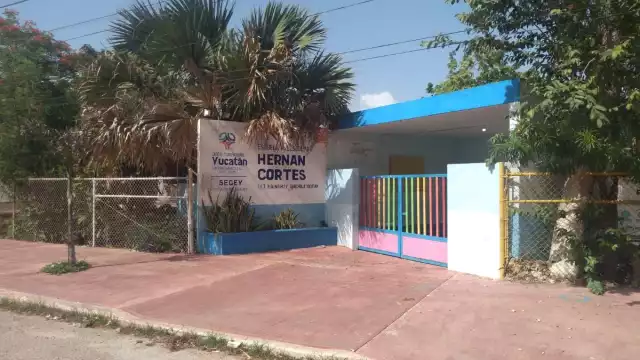 El material iba ser utilizado para techar el parque del jardín de niños