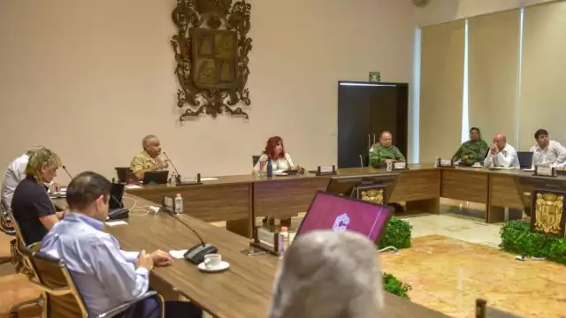 Layda Sansores explicó que casi todas las demandas de los policías tienen solución