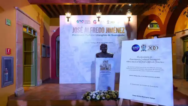 El decreto se dio en el marco del Homenaje Nacional por el 50 Aniversario Luctuoso del cantautor guanajuatense