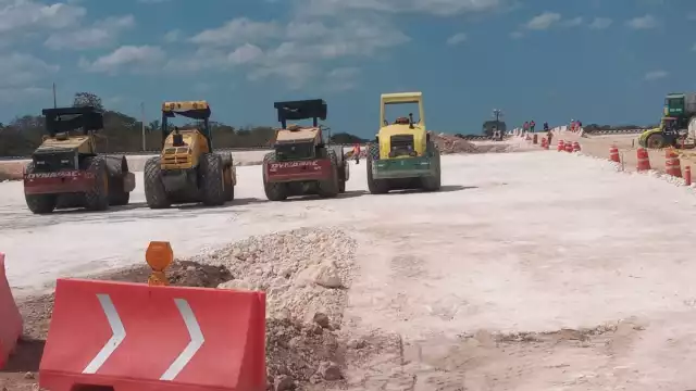 El Presidente López Obrador llegó vía aérea a la conocida “Sabana del Descanso”