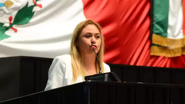 La funcionaria pública fue enviada al hospital