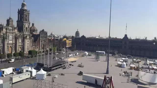 Como parte de los festejos por la época decembrina, el gobierno de la Ciudad de México instalará una verbena en el Zócalo de la capital, así lo anunció, la jefa de Gobierno, Claudia Sheinbaum