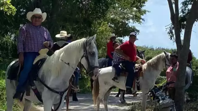 Habitantes del ejido se reunieron para celebrar al ejido que los vio nacer