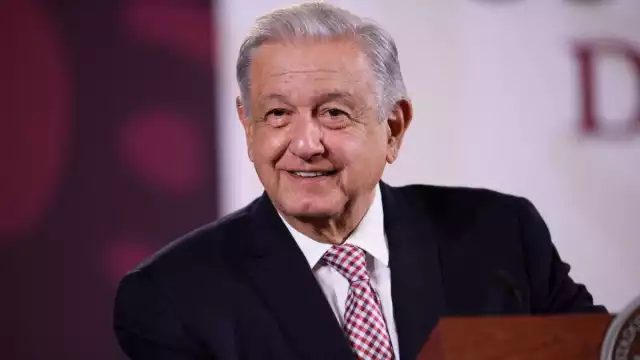 Con motivo de la veda electoral, Andrés Mauel López Obrador propone realizar un 'seminario de formación política' en donde se hable de héroes nacionales