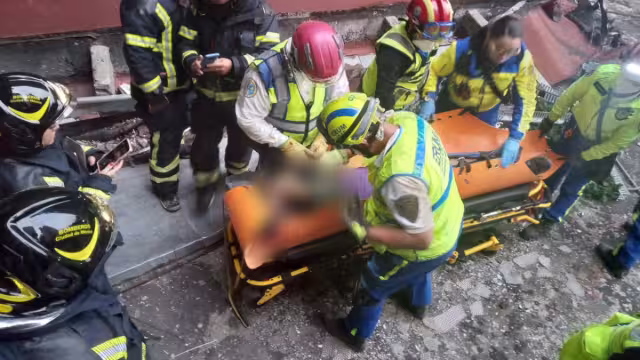 El hombre resultó con una fractura en el fémur