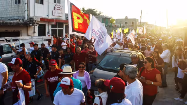 El candidato de Morena concentró un importante número de simpatizantes en Progreso