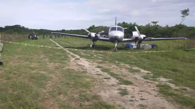 Los ocupantes e la aeronave lograron huir