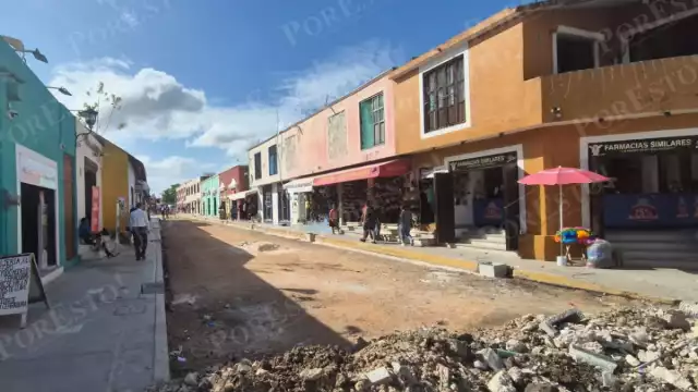Obras en la calle 32 generan pérdidas de hasta 400 pesos diarios a comerciantes