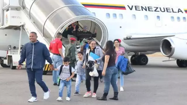 80 migrantes venezolanos retornaron desde México a través del programa Vuelta a la Patria