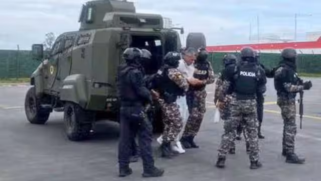 Jorge Glas  enfrenta cargos por presunto peculado en el caso 'Reconstrucción' de Manabí y continúa cumpliendo una condena de ocho años por cohecho y asociación ilícita