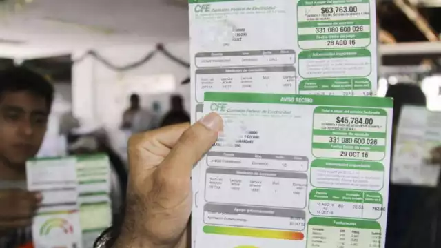 Agua Potable y Alcantarillado (CAPA) de no actuar en favor de los consumidores y de ser cómplices en esta situación.