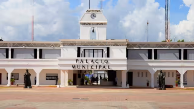 Los que hasta el momento han dejado su cargo son Yara Faride Briceño, José Ignacio Moreno Alpuche y Teresita Flota; los Regidores podrán quedarse en el puesto.