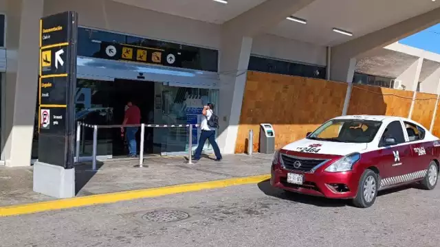 El poco crecimiento económico en la Isla se debe a la falta de conectividad aérea