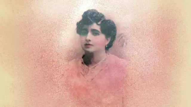 El primer contacto de la autora del texto con este nombre fue a través de unas copias de manuscritos