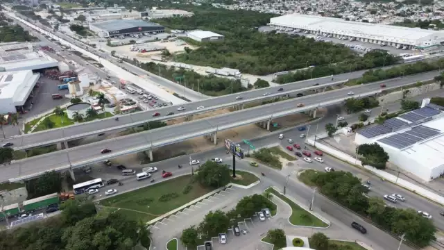 Por la mañana se trabajará al interior de la glorieta para evitar afectaciones a los que transitan por el lugar