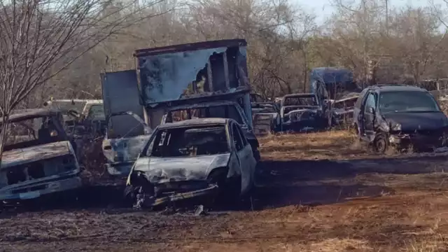 Muchos vehículos estaban abandonados por los propietarios que no reclamaron por decomiso