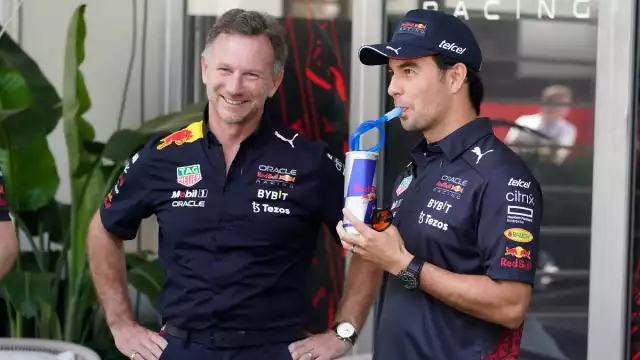 Horner y Checo en Red Bull. Foto: Especial