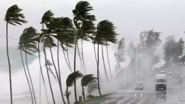 El Huracán Otis golpeó con fuerza al puerto de Acapulco