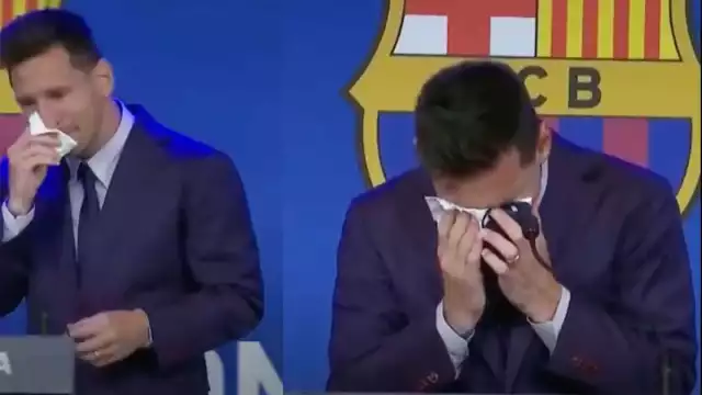 Tras su salida del Barcelona, Messi secó sus lágrimas y se limpió la nariz en repetidas ocasiones con un pañuelo, acción que un usuario de Mercado Libre visualizó como un negocio