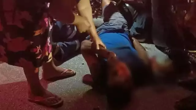 El hombre se impactó contra un camión que se encontraba estacionado debido a una falla mecánica
