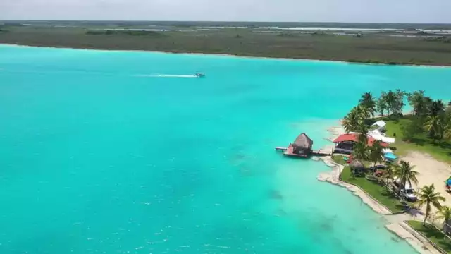 Este sería el aeropuerto mas cercano a Bacalar