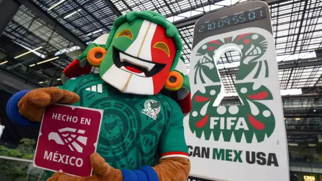 El objetivo del "Mundial Social" es llevar la fiesta mundialista a más de 177 "Fiestas México 2026" en plazas públicas