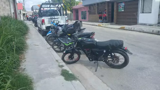 Operativo en Escárcega: retienen nueve motocicletas por faltas administrativas